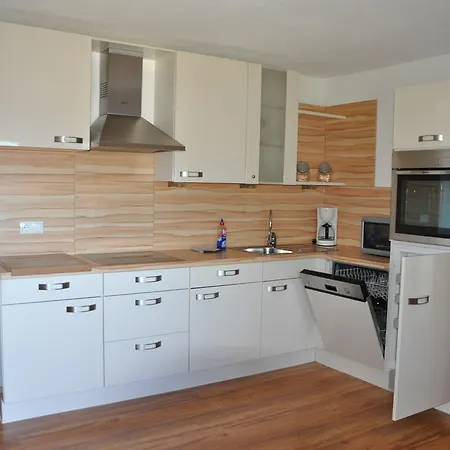 بيت ضيافة Gaestehaus Regina 3*