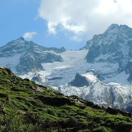 招待所 Gaestehaus Regina 乌登斯